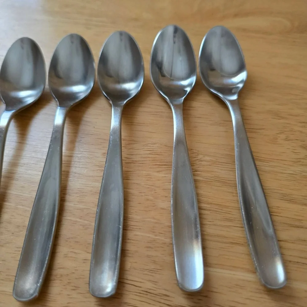 Set of 6 Gourmet Settings 18/10 Stainless Teaspoons 6 5/8